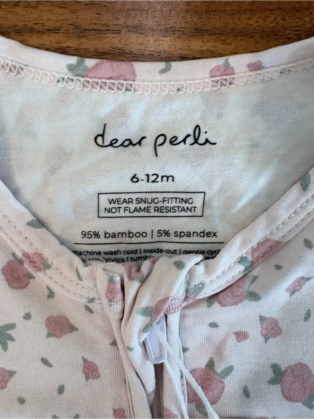 NWT Dear Perli Baby Girl Bamboo Footie Zippered 1 Piece Rosie Posie 6-12 Months - Picture 5 of 9